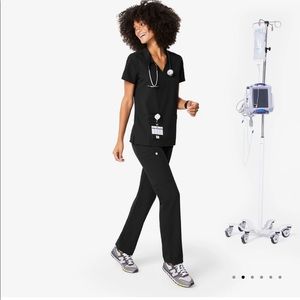 Figs casma &yola scrub sets